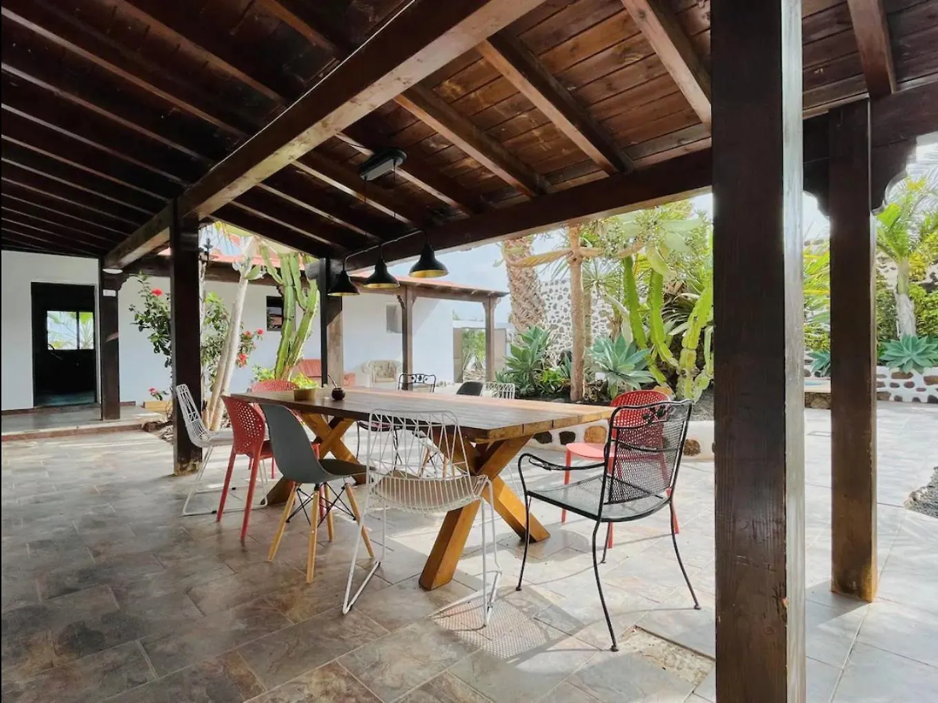 Πανσιόν Casa Cocolores Villaverde